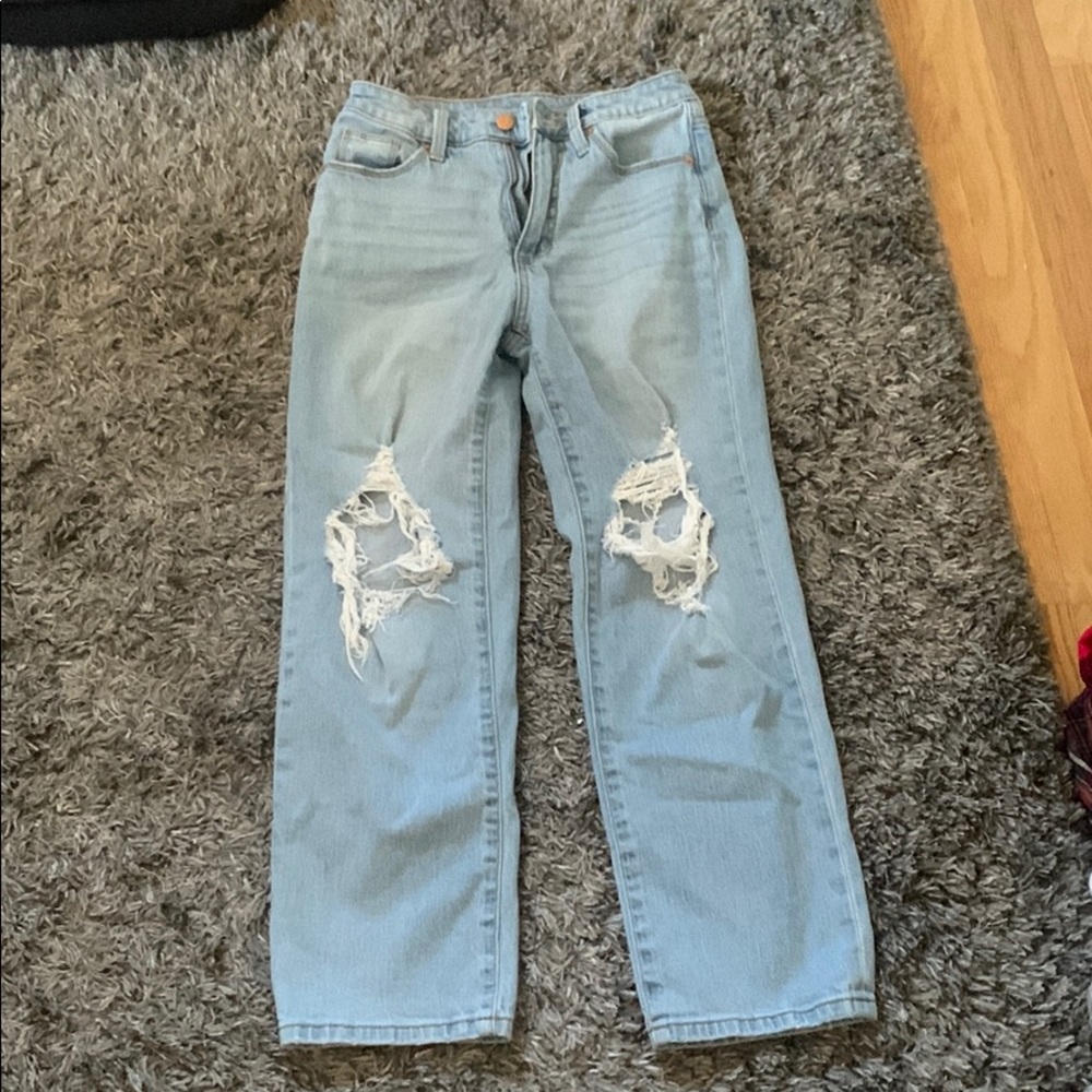 Universal Thread Mom Jeans